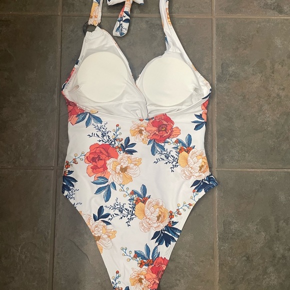 New Cupshe One Piece Swimsuit size S - Picture 3 of 6